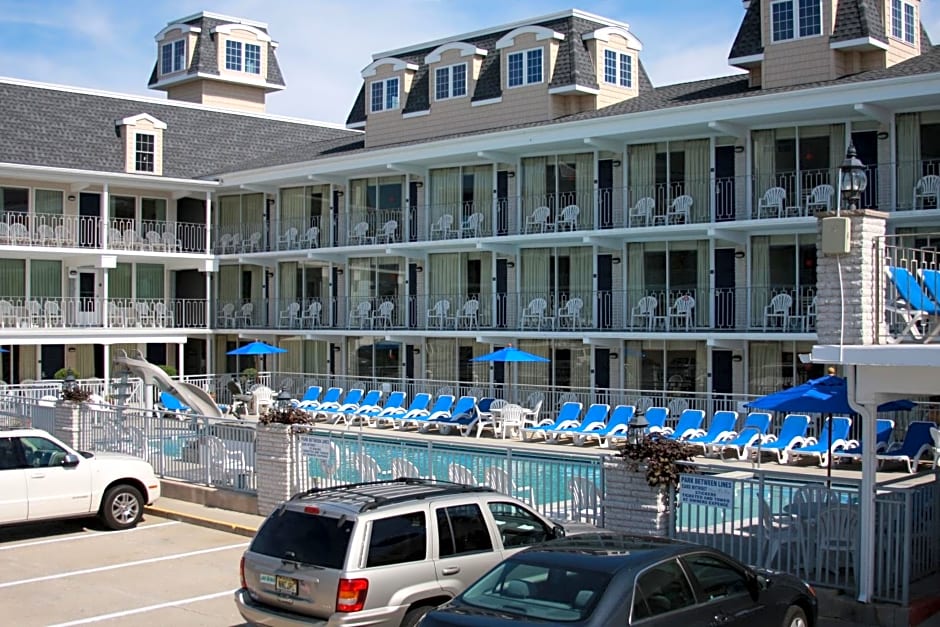 Fleur de Lis Beach Motel