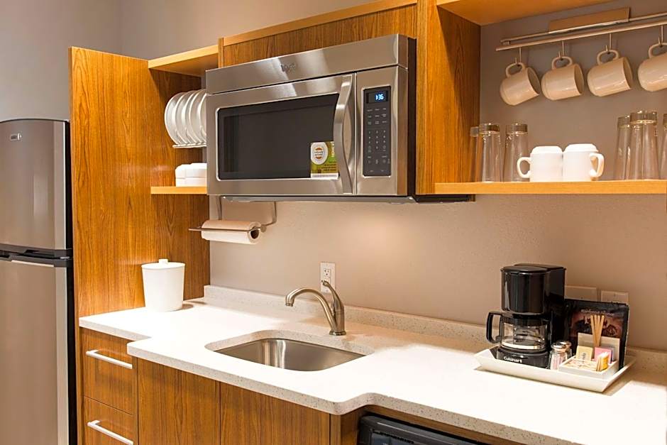 Home2 Suites by Hilton Indianapolis Downtown