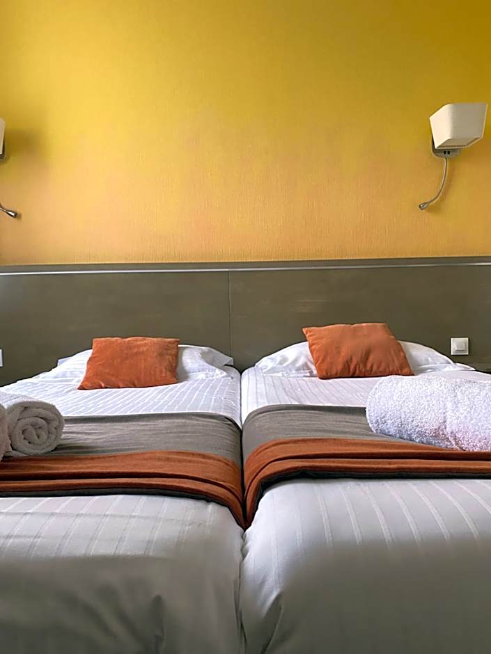 Brit Hotel Le Surcouf