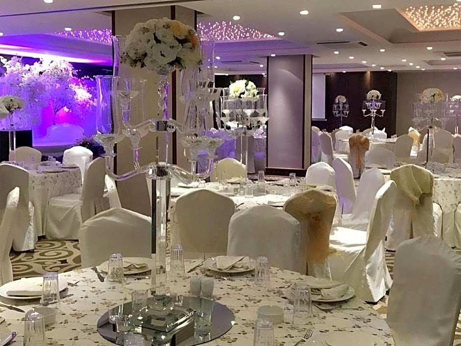 Thousand Nights Hotel