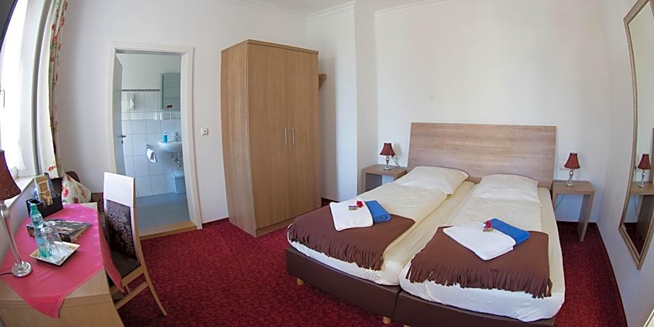 Boutiquehotel Goldene Rose - self-check-in