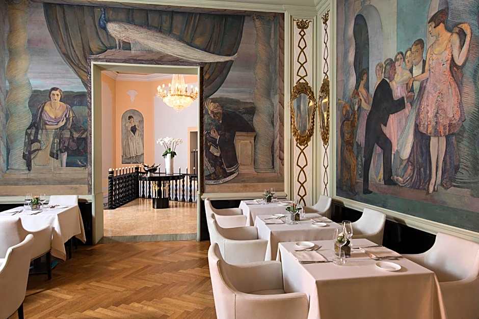 Grand Hotel Palace Rome