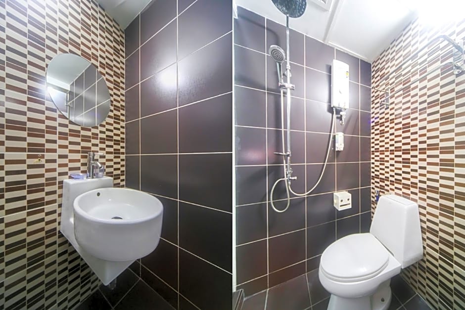 OYO 777 Epal Hotel