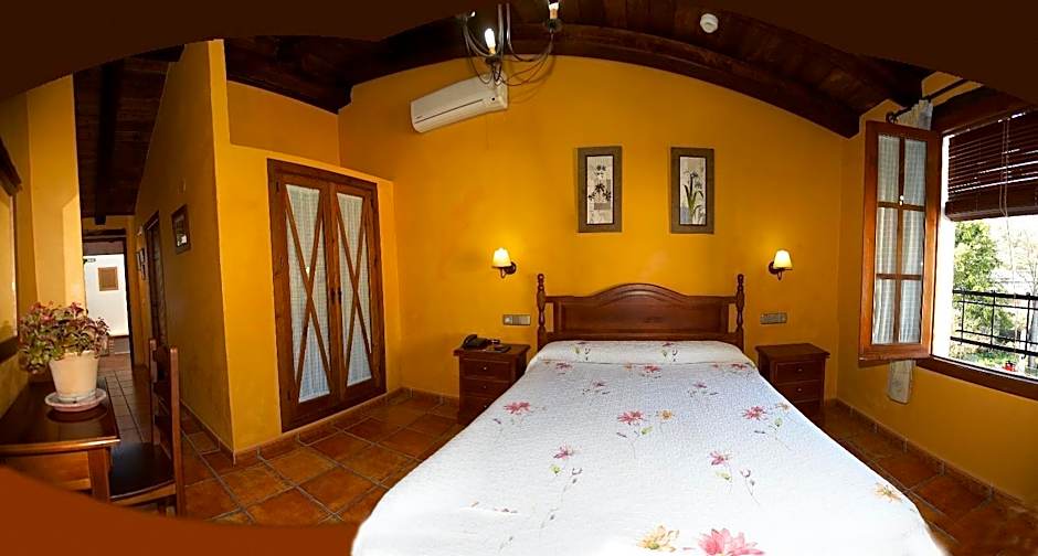 Hotel Enrique Calvillo