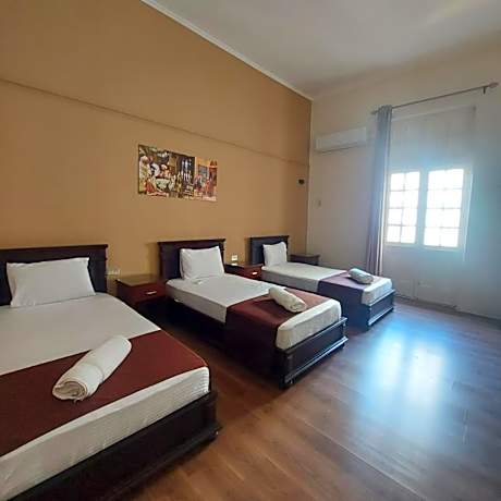 Triple Room with Bathroom