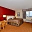 Clackamas Inn and Suites