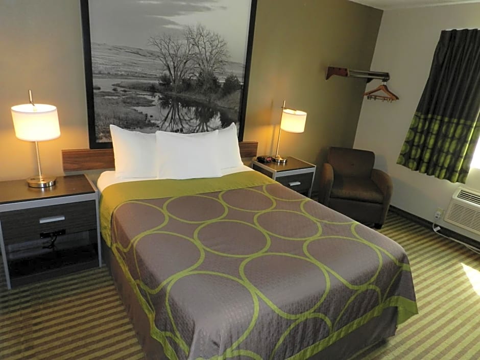 Super 8 by Wyndham Fremont NE