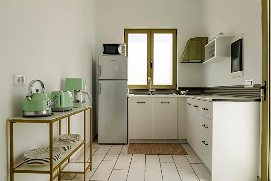 Lefka Hotel & Apartments