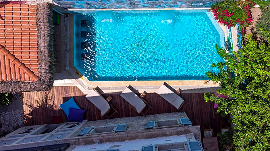 PROVENCE MANSİON ALAÇATI
