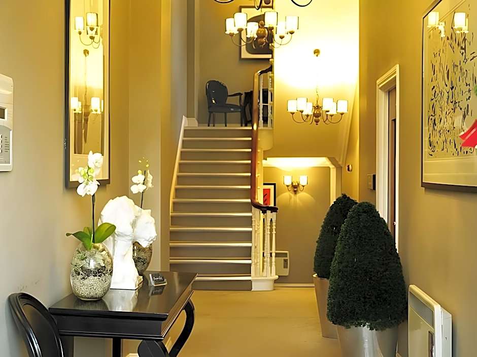 Kensington House Aparthotel