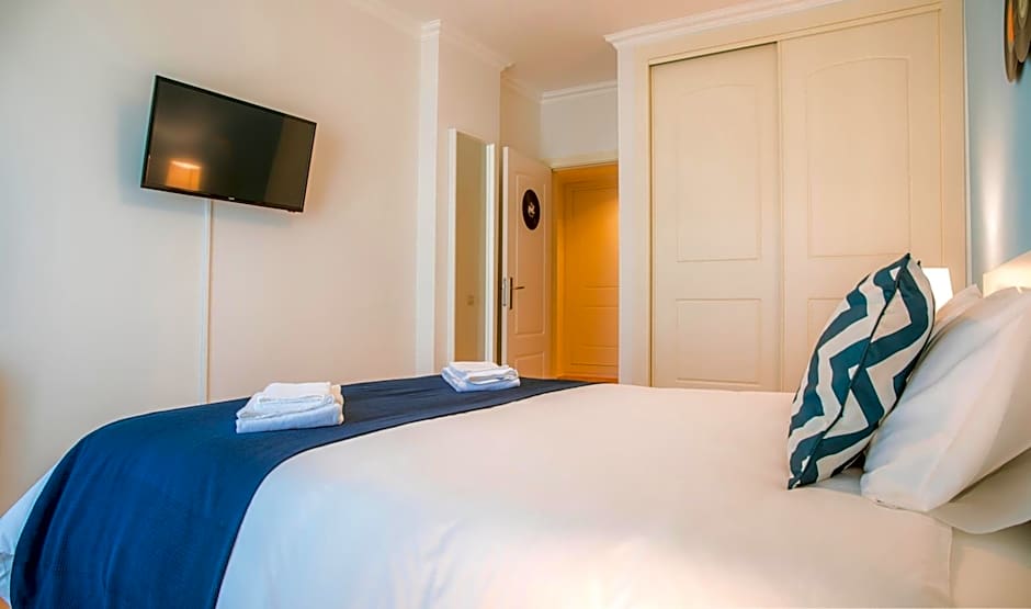 Vinyl Flat Bed & Breakfast - Rooms