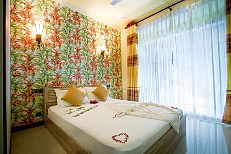 Deluxe Double or Twin Room with Garden View