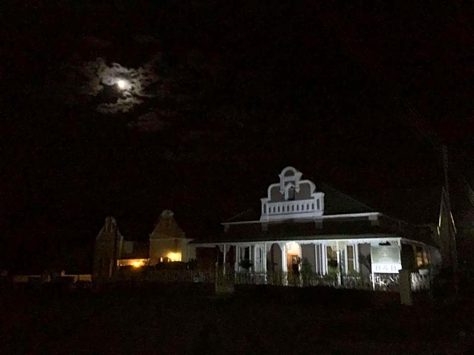 Carmel Villa B&B or Self-Catering