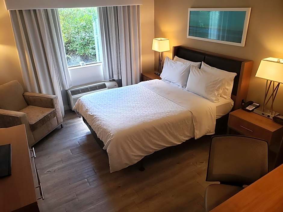 Holiday Inn Express Hotel Pittsburgh-North/Harmarville By IHG