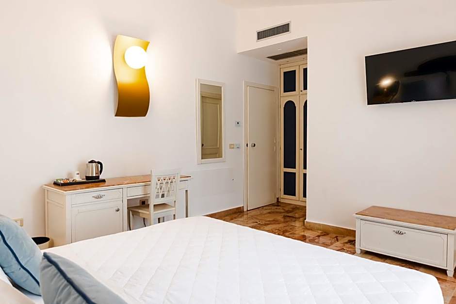 Delfino Beach - CDSHotels