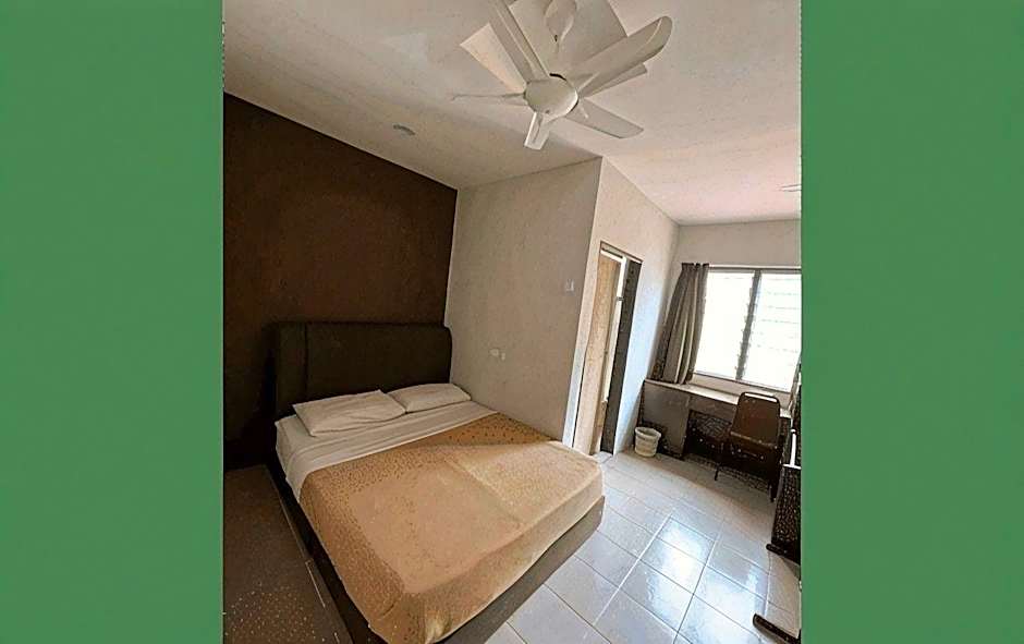 KRS Pines Hotel