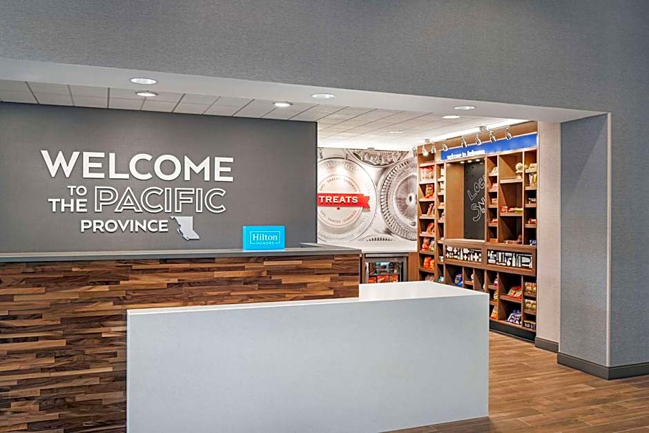 Hampton Inn & Suites Kelowna, British Columbia, Canada