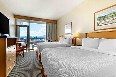 Queen Room with Two Queen Beds with Balcony