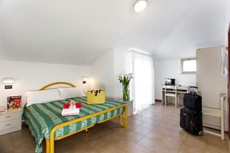 Economy Double Room