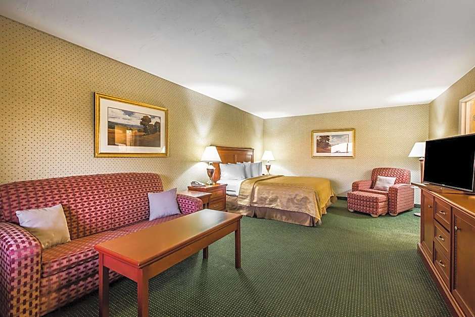 Quality Inn Near China Lake Naval Station