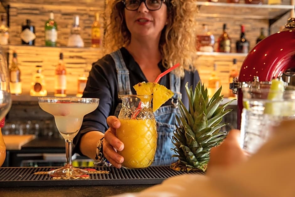 Cocoon inn