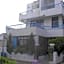 Oia Cafe B&B