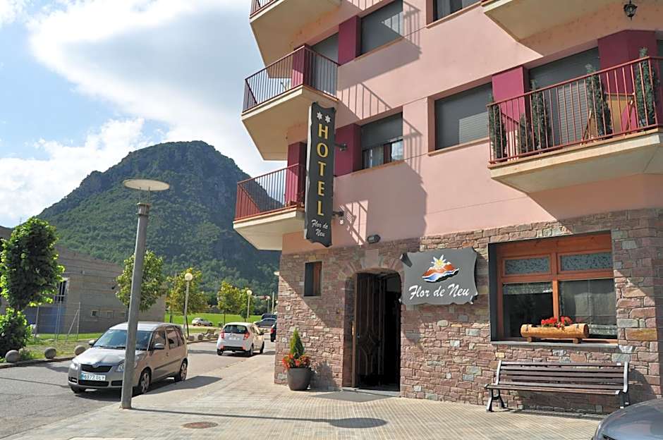 Hotel Flor De Neu