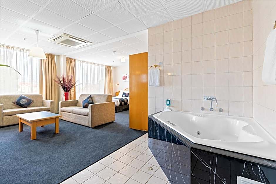 Adelaide International Motel