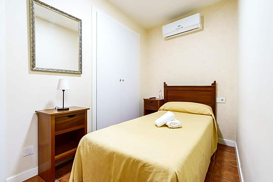 Hotel Carlos V Jerez by Vivere Stays