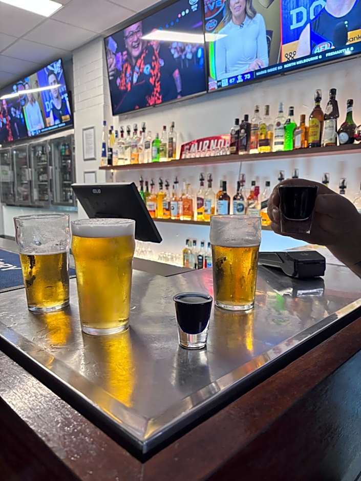 The Club Hotel Collie