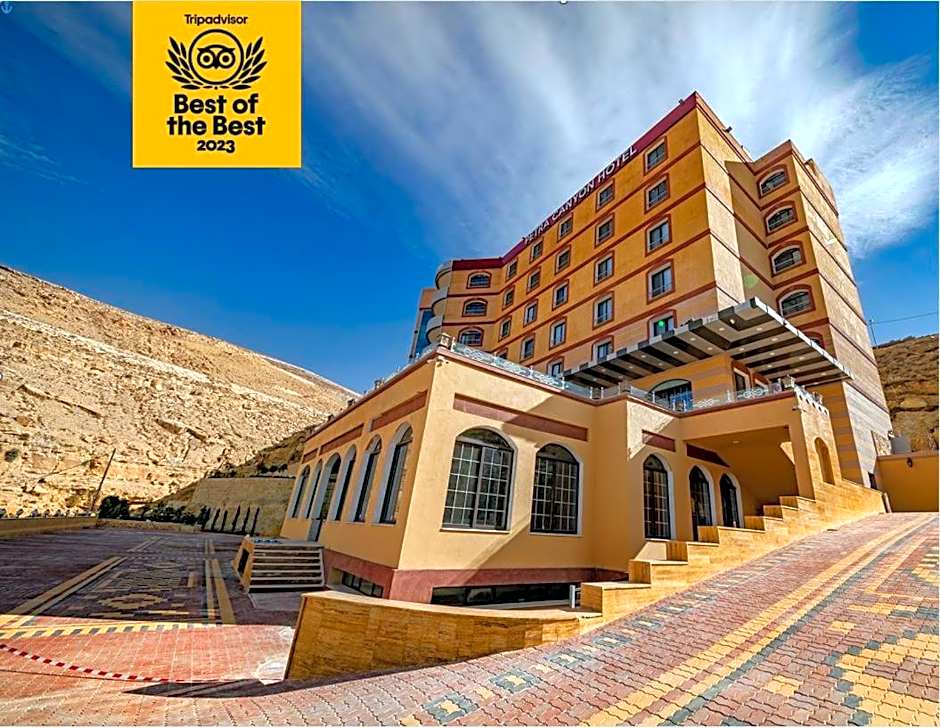Petra Canyon Hotel