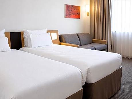 Standard Twin Room with Sofa