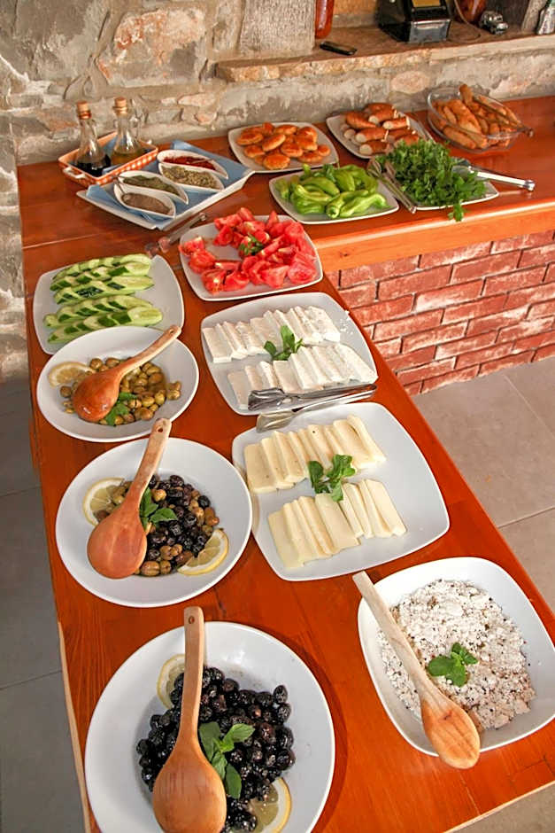 Dedeminn Garden Hotel