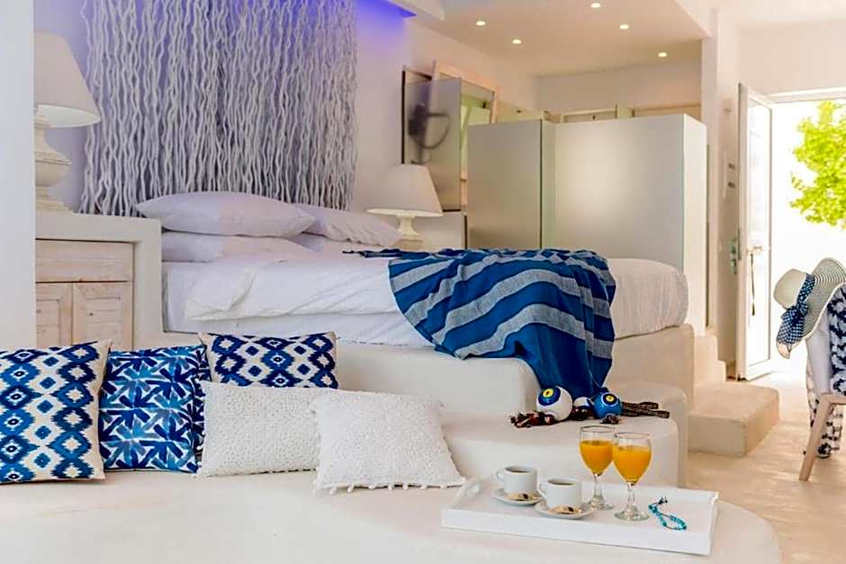 Kouros Home & Suites