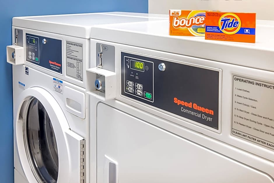 Fairfield Inn & Suites by Marriott Canton