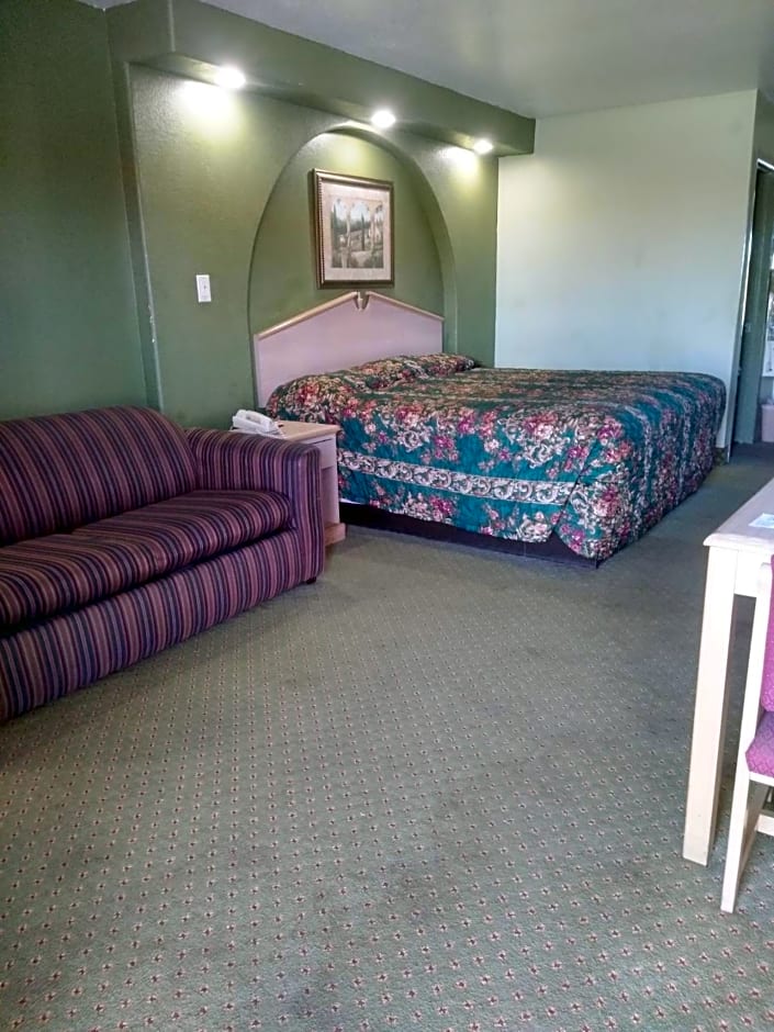 Budget Inn San Antonio Downtown I-10 East