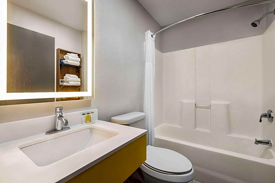 Microtel Inn & Suites By Wyndham New Ulm