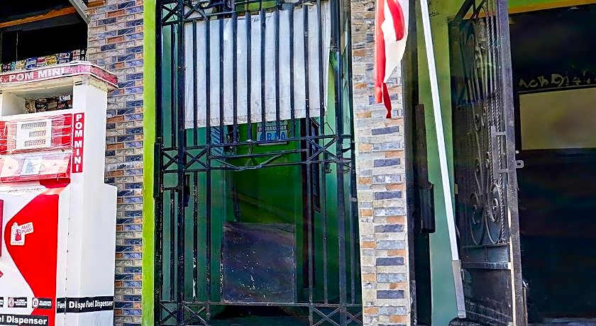 OYO Life 93061 Kost Vicky Syariah