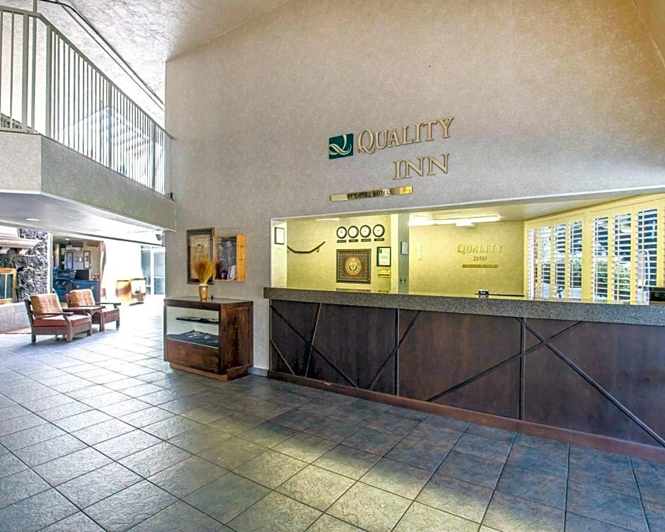 QUALITY INN VIEW OF LAKE POWELL - PAGE