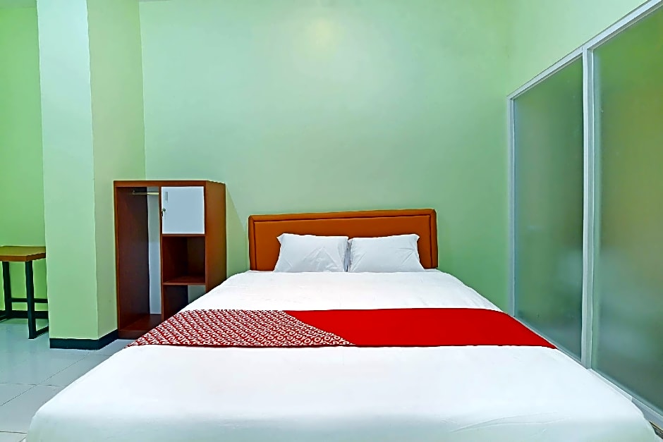 OYO 91351 87 Guest House
