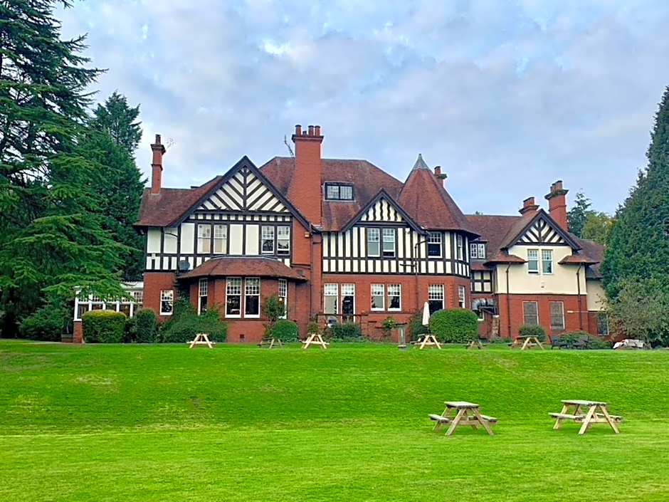 OYO Dunmar House Hotel