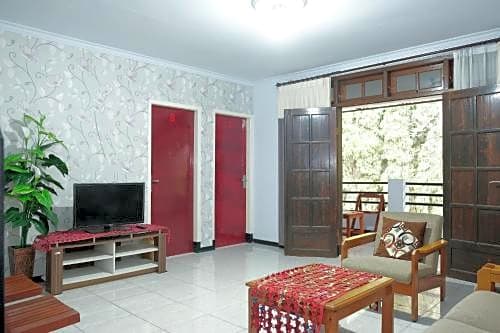 OYO 1380 Velodrome Family House Syariah