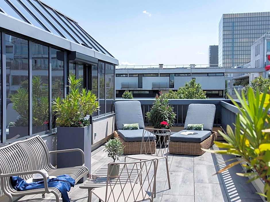 Mercure Paris Bercy Bibliotheque