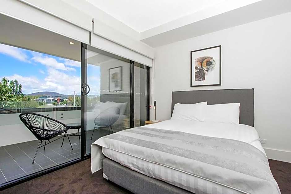 Accommodate Canberra - The Prince