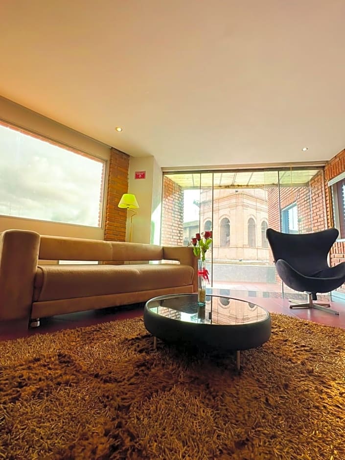 Senses Hotel Boutique Plaza