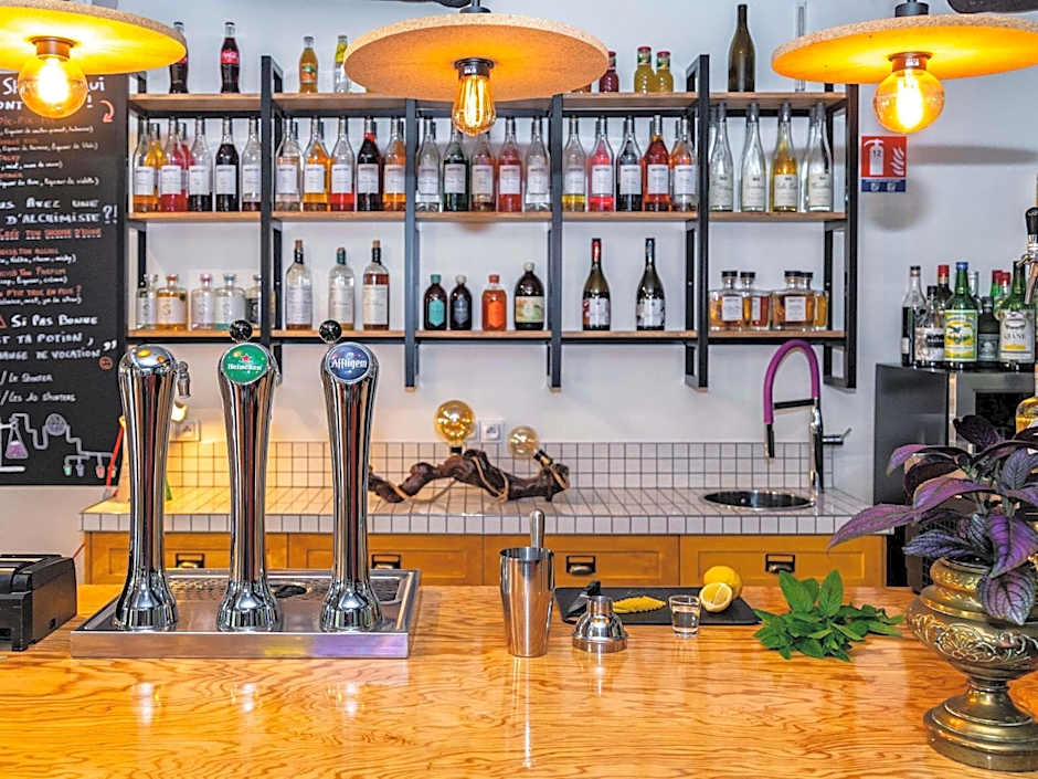 greet Hotel Beaune