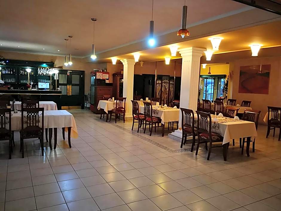 Hotel Mladosť