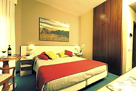 Classic Double or Twin Room