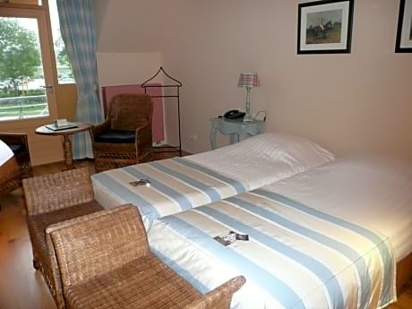 Comfort Double Room with Shower