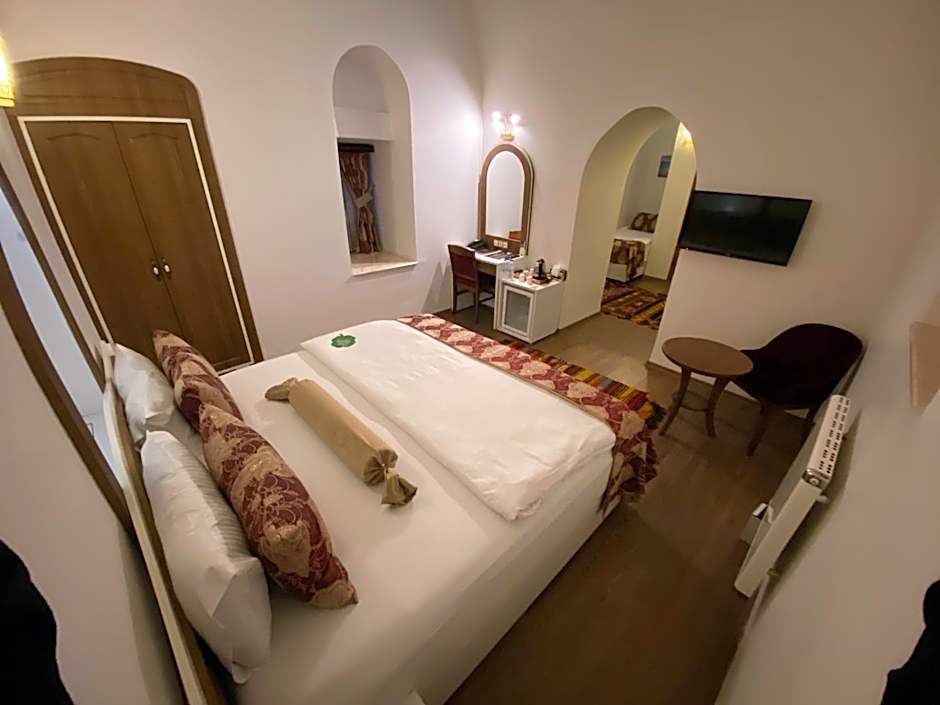 BEHRAMPAŞA OTEL &CAFE &RESTAURANT